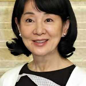 Sayuri Yoshinaga