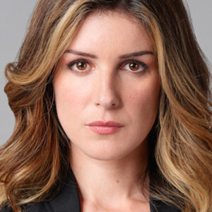 Shenae Grimes-Beech